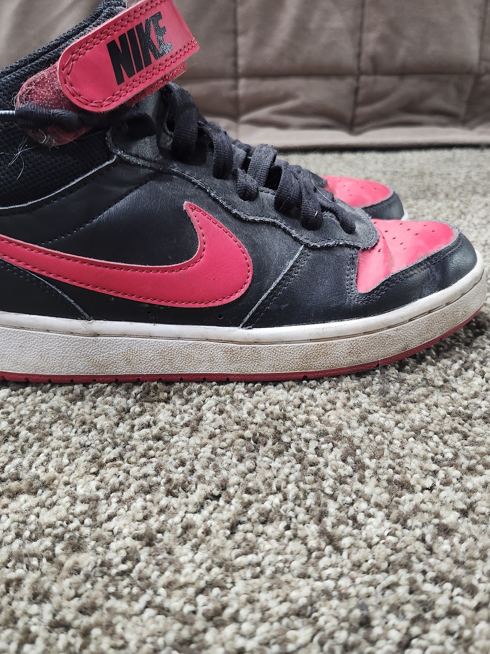 Nike Kids' High-Top Sneakers in Black and Pink